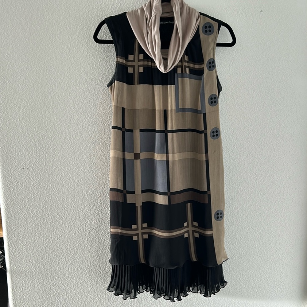 Madison Paige Sleeveless Cowl Neck Dress Sz M
